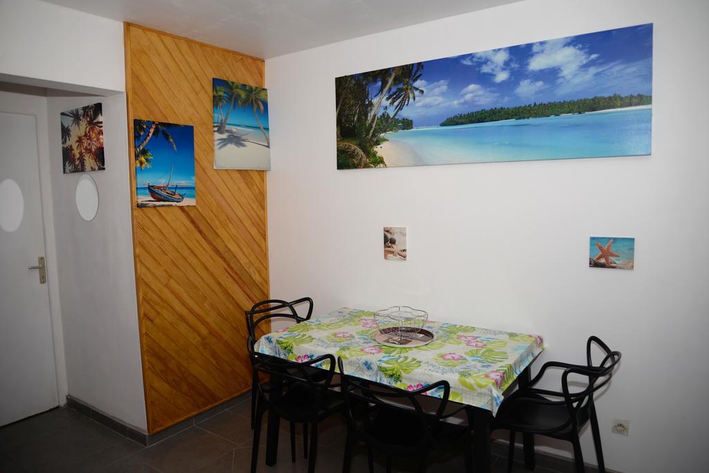 Residence Fruit De La Passion Rose Sainte-Anne Exterior foto